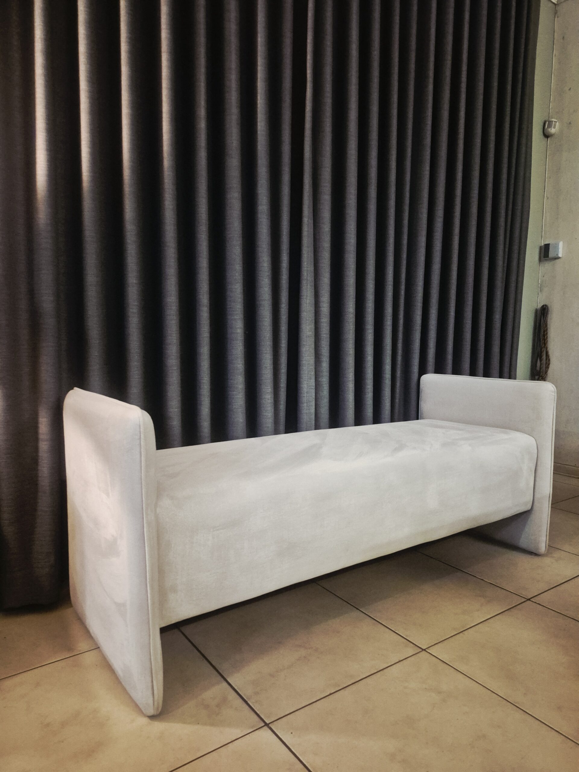 white upholstered bench white upholstered bench