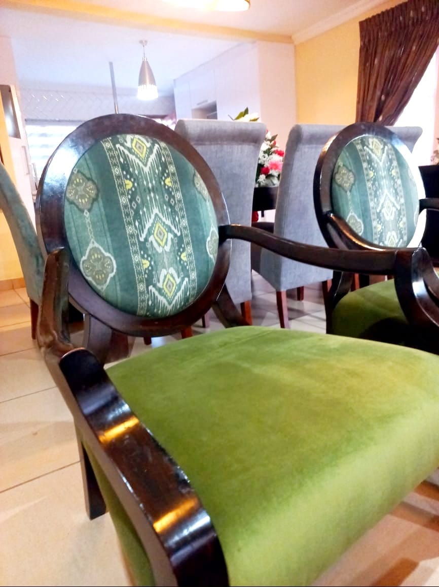 Classic Upholstered Accent Chair Classic Upholstered Accent Chair